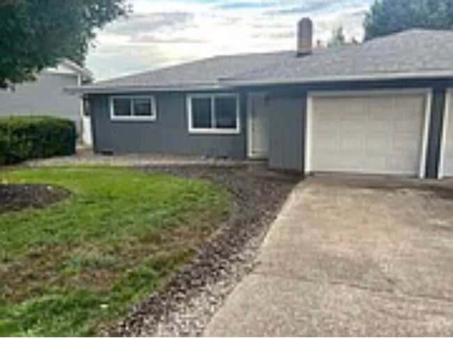 Building Photo - 1703 Springhill Dr NE Unit 1703