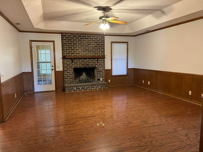 Photo - 1145 Peppercorn Ln