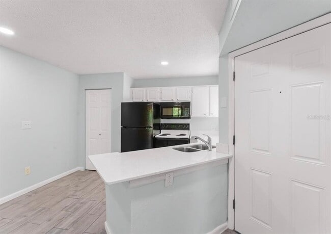 Photo - 1908 Lake Atriums Cir Unit 3