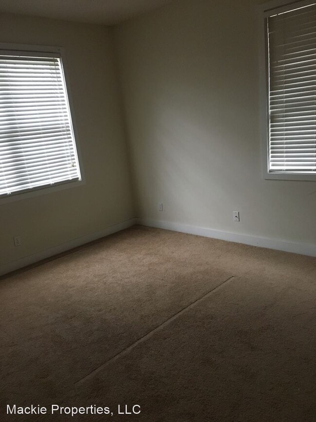 Photo - 2 br, 2 bath House - 365 South Madison Street