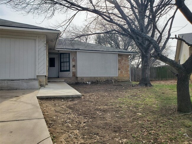 Photo - 907 Fairway Green Cove