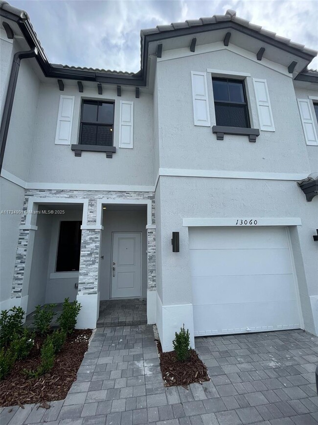 Photo - 13060 SW 286th Terrace Townhome