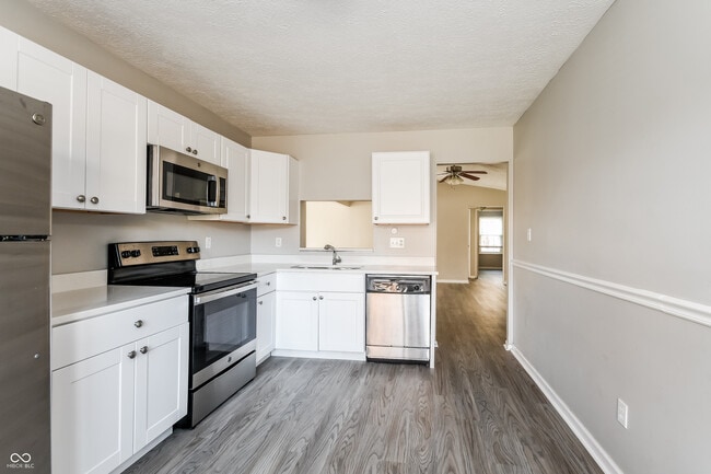 Photo - 3811 Oil Creek Dr