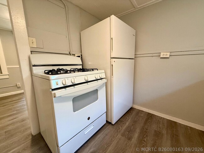 418 52nd St Unit 2