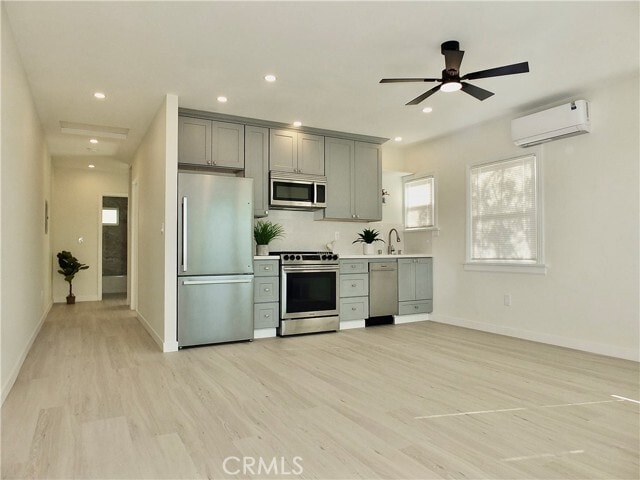 Photo - 2618 Lime Ave