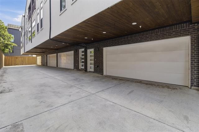 Photo - 2115 N Fitzhugh Ave