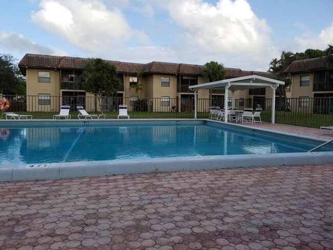 Photo - 6832 Palmetto Cir S Condo Unit 204
