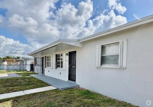 Building Photo - 19201 NW 36th Ave Unit 1 Rental