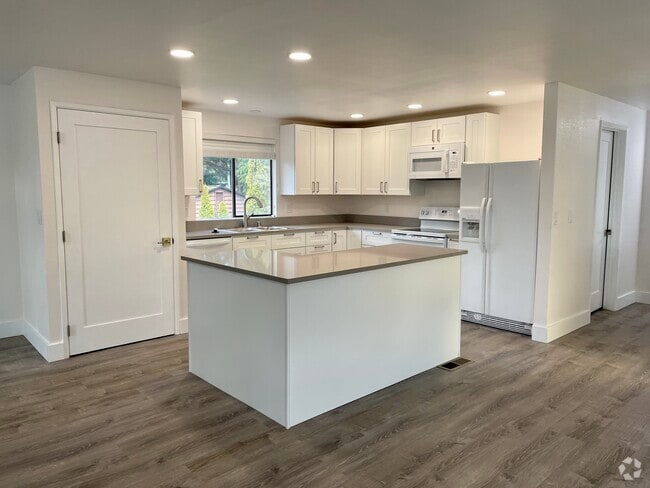 Building Photo - 9717 224th St SW Unit A Rental