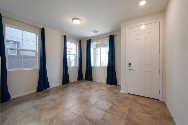 Photo - 3000 SQUARE FOOT 5 BEDROOM HOME