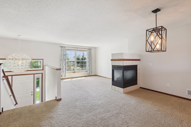 Photo - 15024 Farnham Ave N