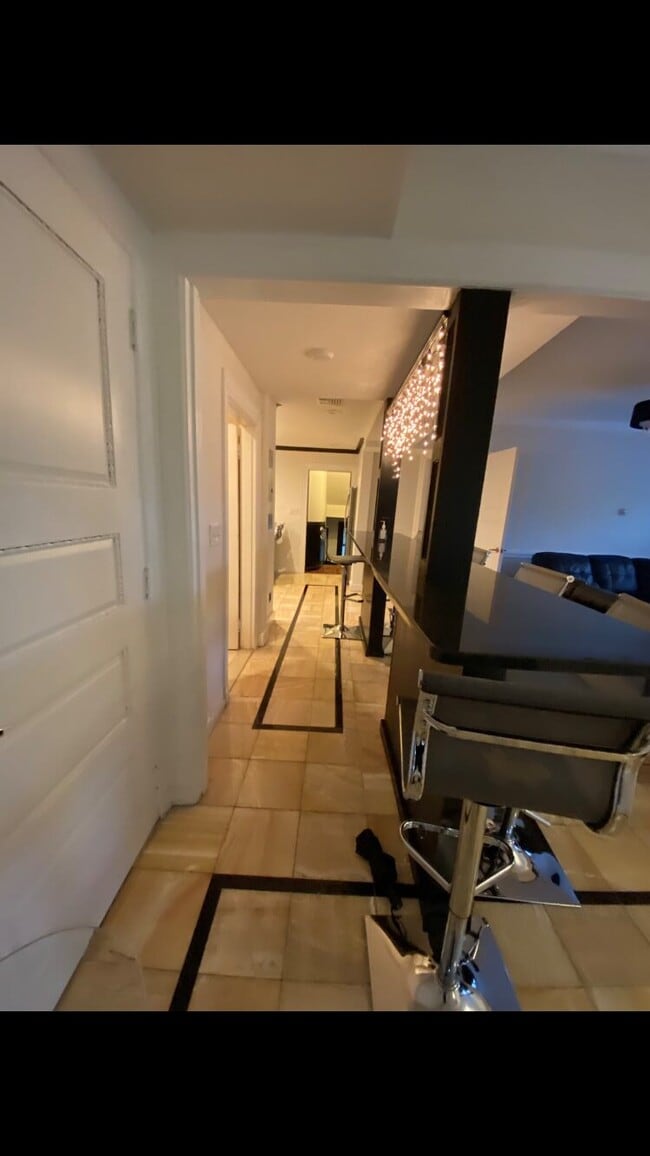 Photo - 167 George St