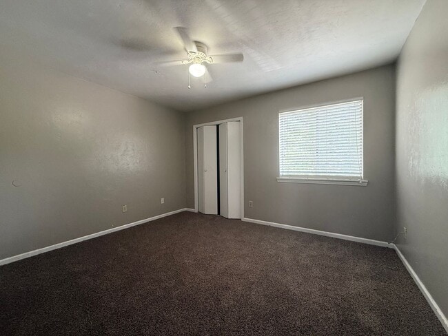 Photo - Upstairs unit on the Golf Course!!! Unit D
