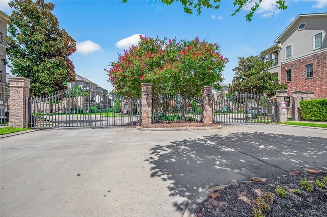 Building Photo - 7926 Stoneyway Dr Rental