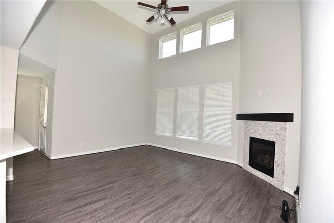 Photo - 14615 Birchwood Falls Trail