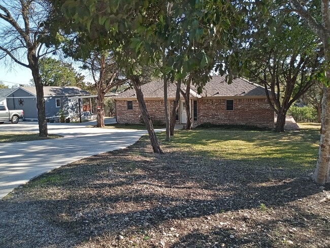 6616 Ivy Ridge Cir