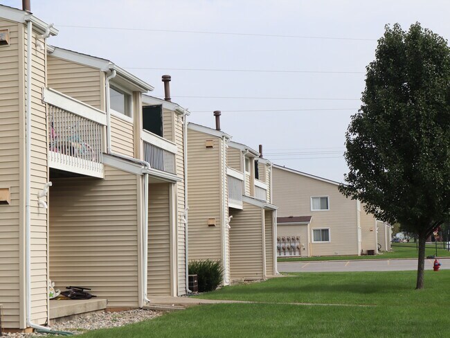 Photo - Meadows Apartments