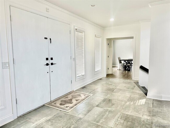95 Barbara Ln