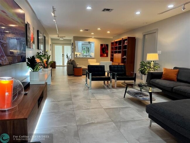 Photo - 4021 N Cypress Dr