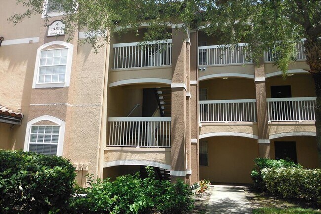 Building Photo - 13815 Fairway Island Dr Unit 1313