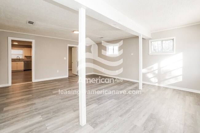 Photo - 314 Josanna St