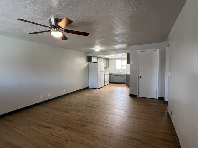 Photo - 697 SE 6th Ave