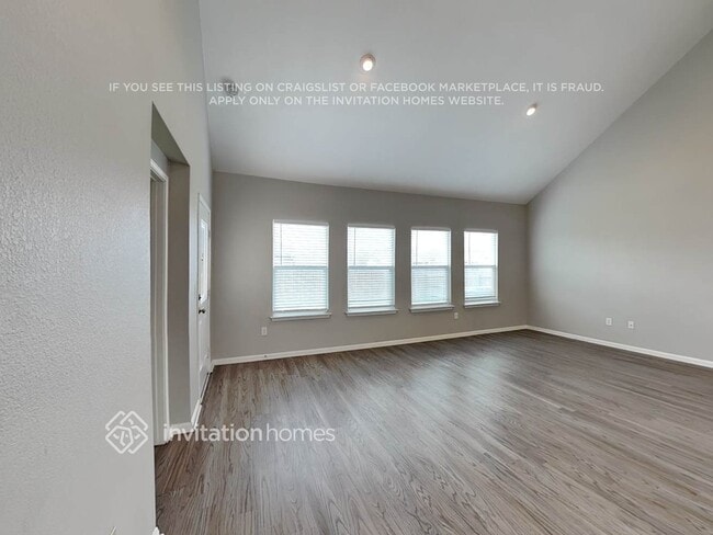 Photo - 19528 Great Falls Dr