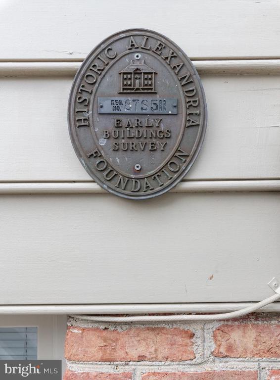 Photo - 511 Wilkes St
