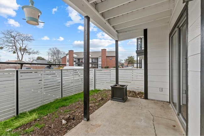 Photo - 11701 Metric Blvd Unidad 0212