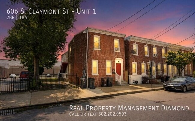 Building Photo - 606 S Claymont St Unit 1