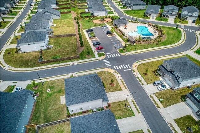 Photo - 607 Runnel Dr