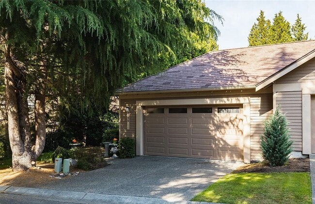 Photo - 9032 Gleneagle Dr