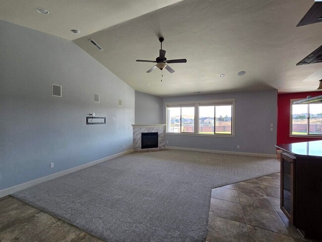 Photo - 3/4 Acre lot with Pool/Hot and Lawn Care I...