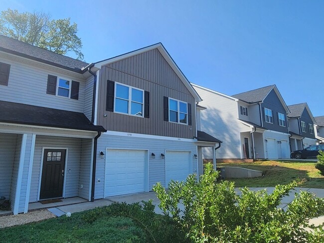 3 Bedroom Home in the Heart of Kannapolis - 3 Bedroom Home in the Heart of Kannapolis