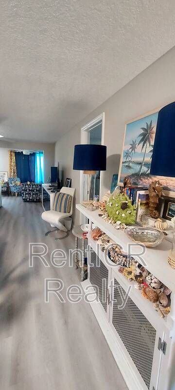 Photo - 4211 Hampton Dr