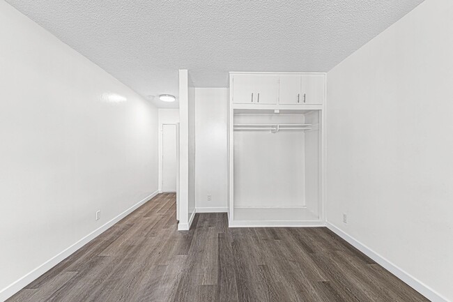 Photo - 5005 August St Unit 10