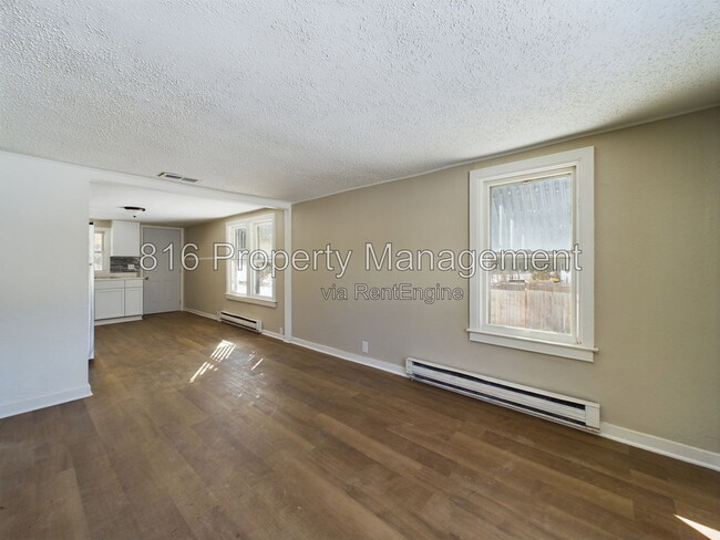 Photo - 1013 W South Ave Unit 2