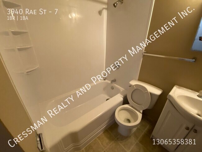 Photo - 1 bed 1 bath Unit 7