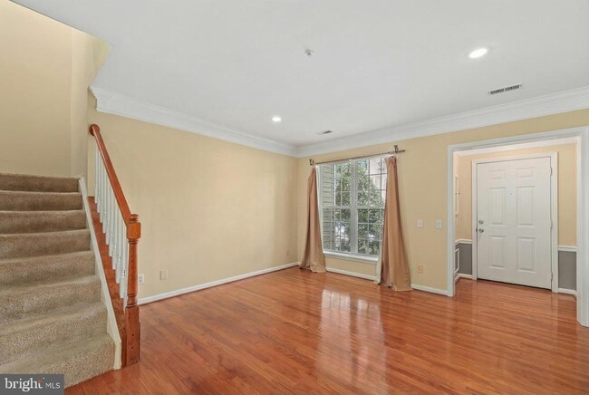 Photo - 21877 Elkins Terrace