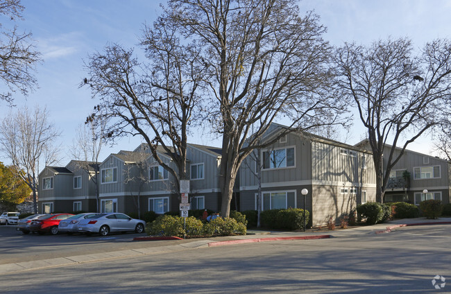 Heritage Park - Heritage Park Apartments