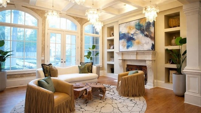 Photo - 453 Londonberry Rd NW