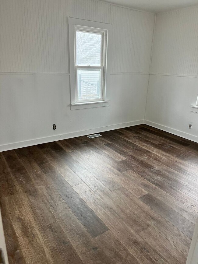 Reed Enterprises Management Rental House Rental in Springfield, MO