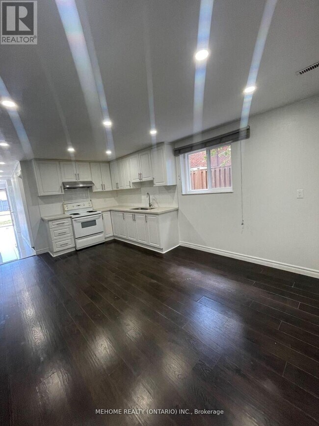 Photo - 51 Laxford Ave