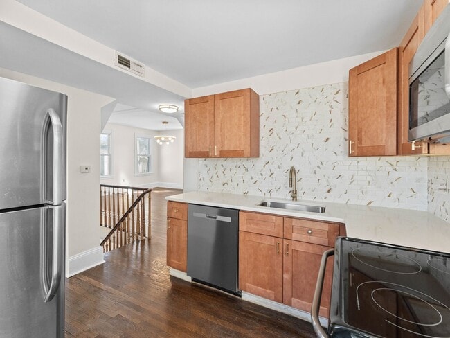 Photo - Newly Updated 2nd & 3rd Floor Unit for Rent – Upgraded Kitchen & Bathrooms | Beverly, NJ