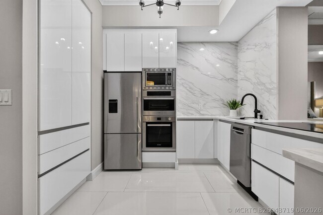 Photo - 701 S Olive Ave Unit 1205