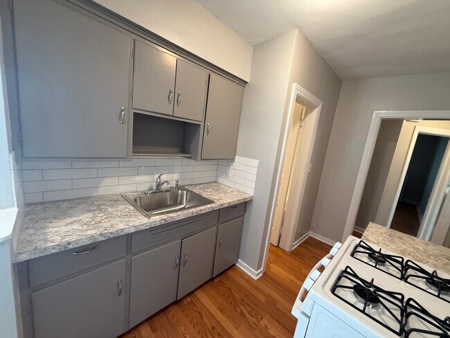 223 Prospect Ave NE