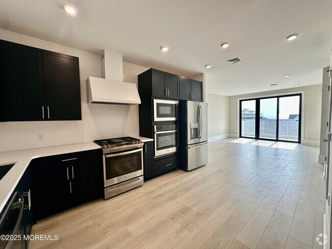 Building Photo - 218 3rd Ave Unit 304 Rental
