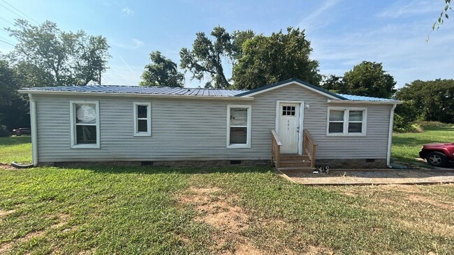 Building Photo - 601 Moores Dr