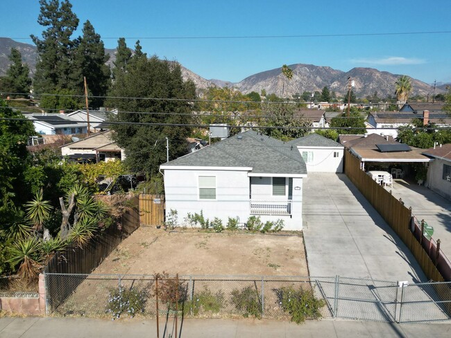 Charming 3-Bedroom, 2-Bath Home in San Fer... - Charming 3-Bedroom, 2-Bath Home in San Fer...