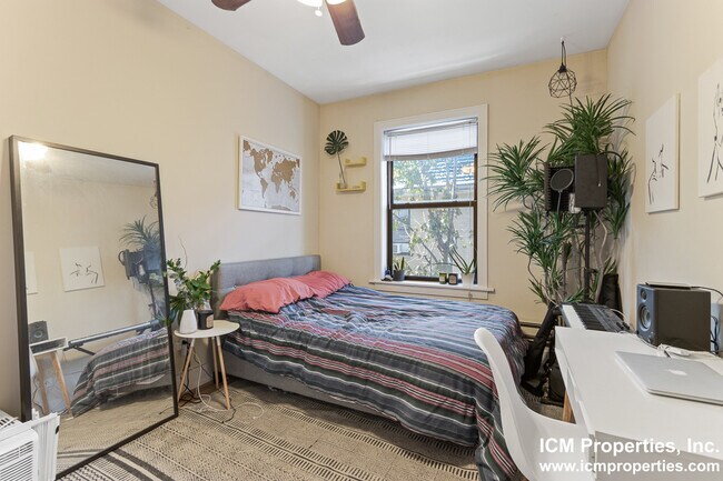 Photo - 636 W Melrose St Unidad 617